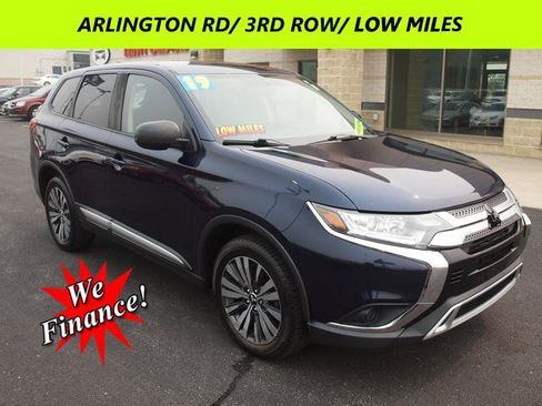 Used 2019 Mitsubishi Outlander AWD image 1