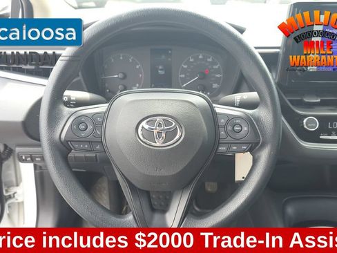 Used 2023 Toyota Corolla LE FWD image 15