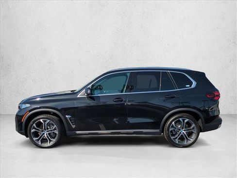 New 2026 BMW X5 sDrive40i image 5