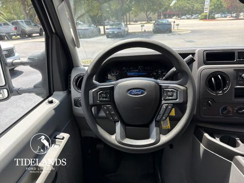 New 2027 Ford E-450 and Econoline 450 Super Duty w/ Power Equipment Group RWD image 16