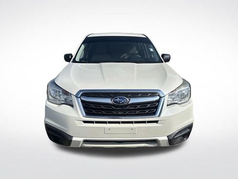 Used 2017 Subaru Forester 2.5i AWD/4WD image 10