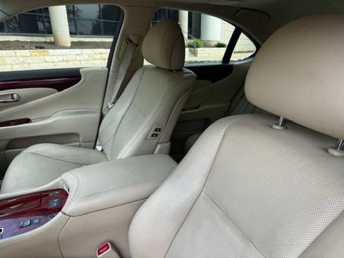 Used 2012 Lexus LS 460 image 41