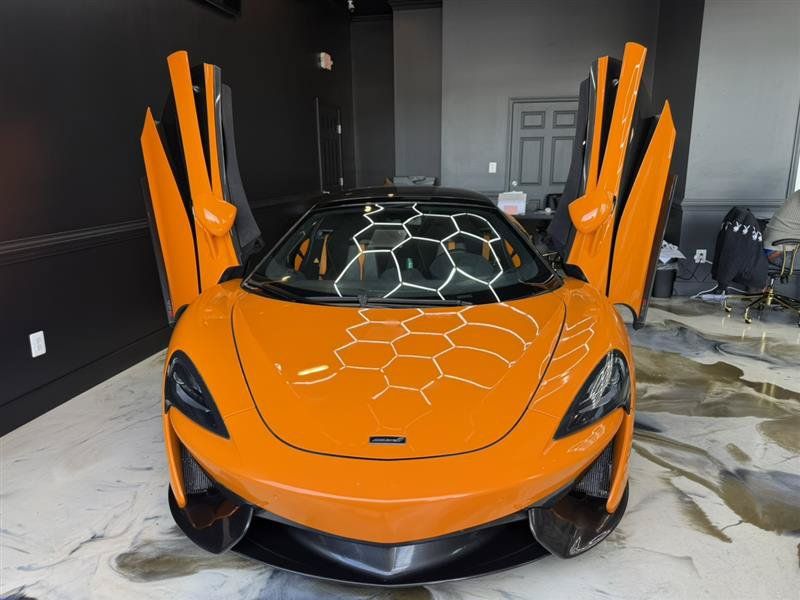 Used 2018 McLaren 570S Spider RWD image 56