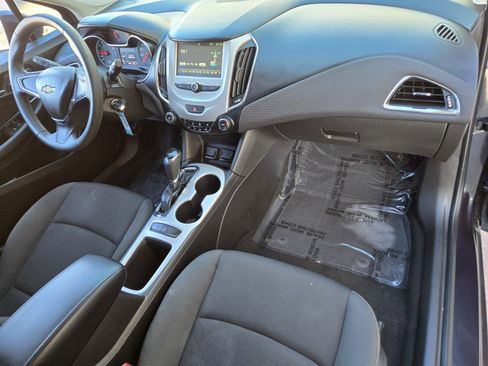 Used 2016 Chevrolet Cruze LS image 13