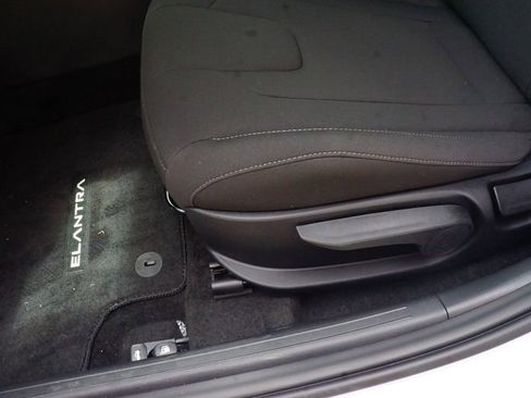 New 2026 Hyundai Elantra SEL Sport Premium FWD image 17