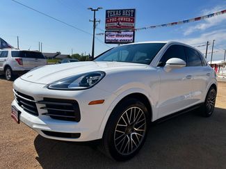 Used 2022 Porsche Cayenne Platinum Edition image 1