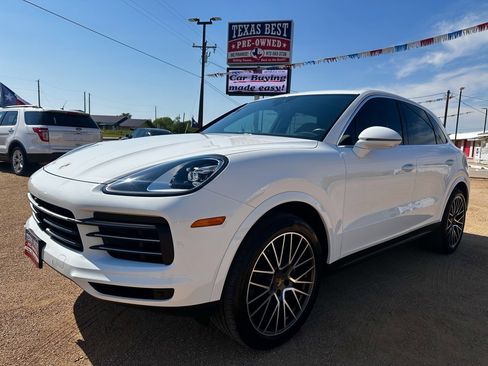 Used 2022 Porsche Cayenne Platinum Edition image 1