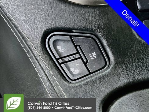 Used 2019 GMC Yukon Denali AWD/4WD image 26
