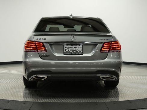 Used 2014 Mercedes-Benz E 250 BlueTEC Sedan image 6