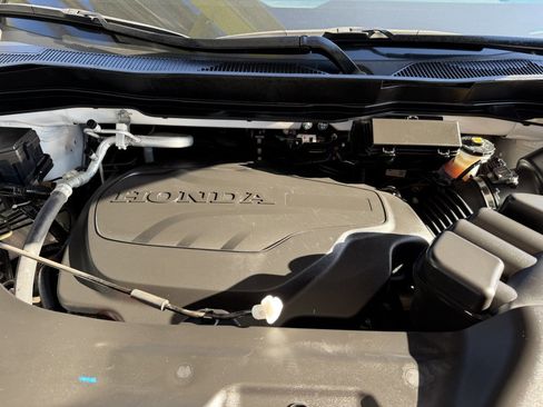 Used 2023 Honda Passport TrailSport image 42