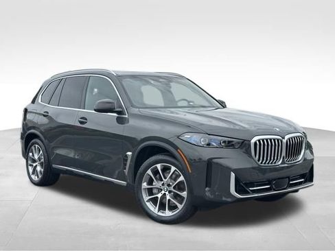 New 2026 BMW X5 xDrive40i w/ Climate Comfort Package AWD/4WD image 1
