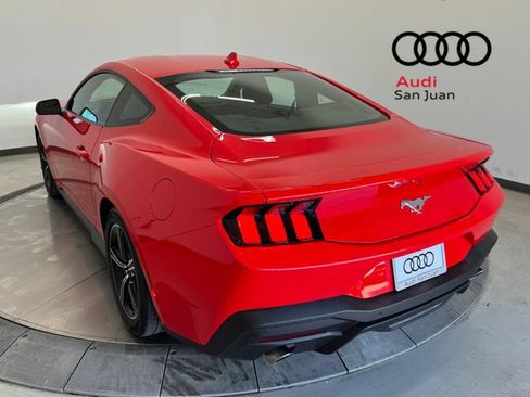 Used 2025 Ford Mustang Coupe RWD image 31