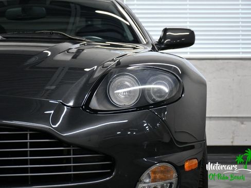 Used 2006 Aston Martin Vanquish S RWD image 30