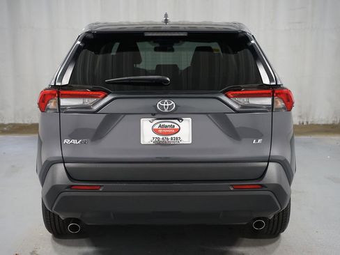 Used 2024 Toyota RAV4 LE image 7