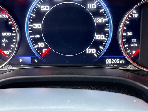 Used 2023 GMC Acadia Denali image 13