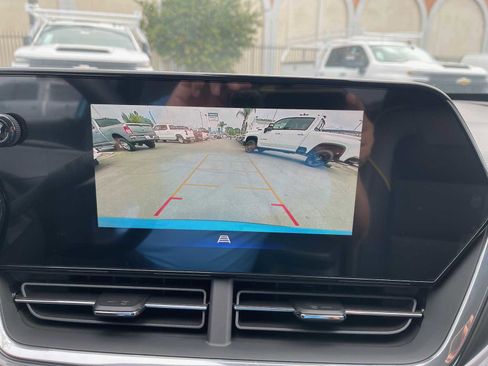 New 2025 Chevrolet Trax ACTIV w/ Driver Confidence Package image 28