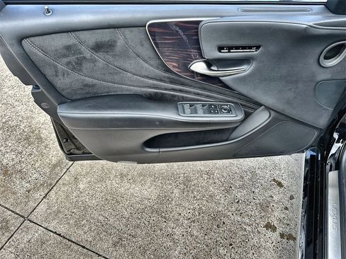 Used 2018 Lexus LS 500 image 21