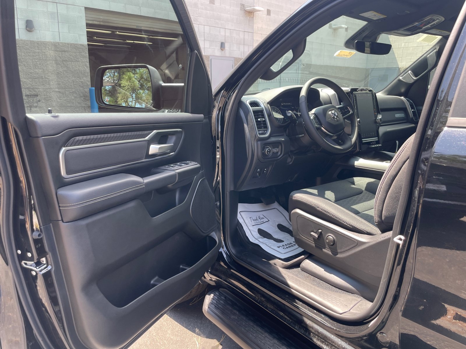 New 2026 RAM 1500 Big Horn AWD/4WD image 10