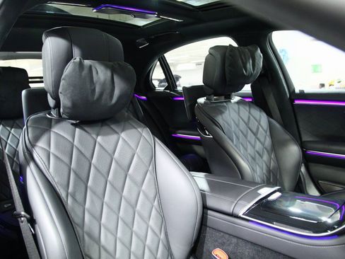 Used 2025 Mercedes-Benz S 580 4MATIC Sedan image 24