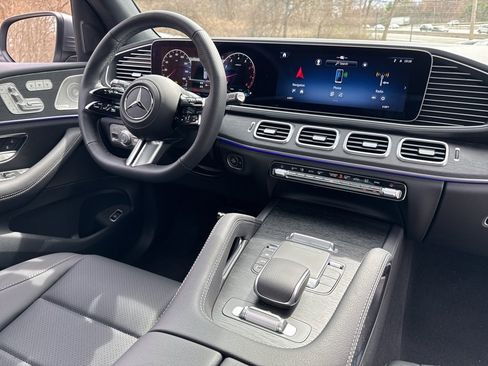 New 2025 Mercedes-Benz GLS 450 4MATIC image 19