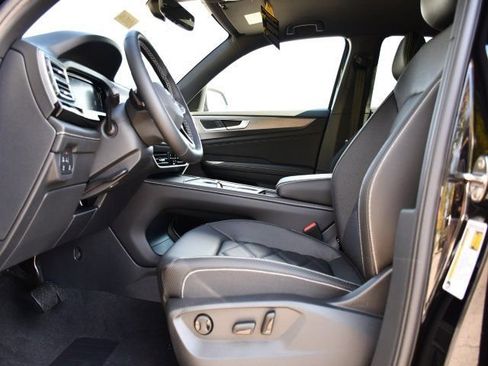 New 2026 Volkswagen Atlas Cross Sport SE image 13