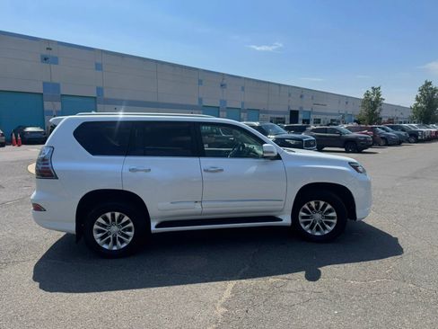 Used 2015 Lexus GX 460 w/ Premium Package AWD/4WD image 15