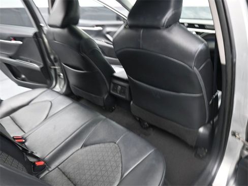 Certified 2018 Toyota Camry XSE image 29