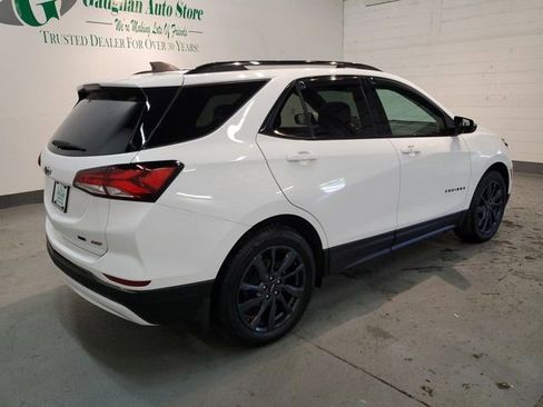 Used 2022 Chevrolet Equinox RS w/ RS Leather Package image 6