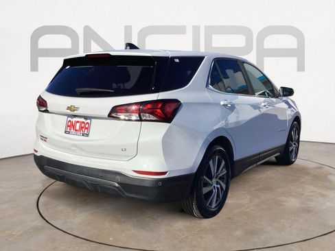 Used 2022 Chevrolet Equinox LT image 14