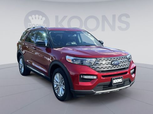 Used 2023 Ford Explorer Limited w/ Limited Technology Package AWD/4WD image 2