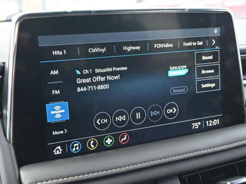 Used 2021 GMC Yukon XL SLT image 37