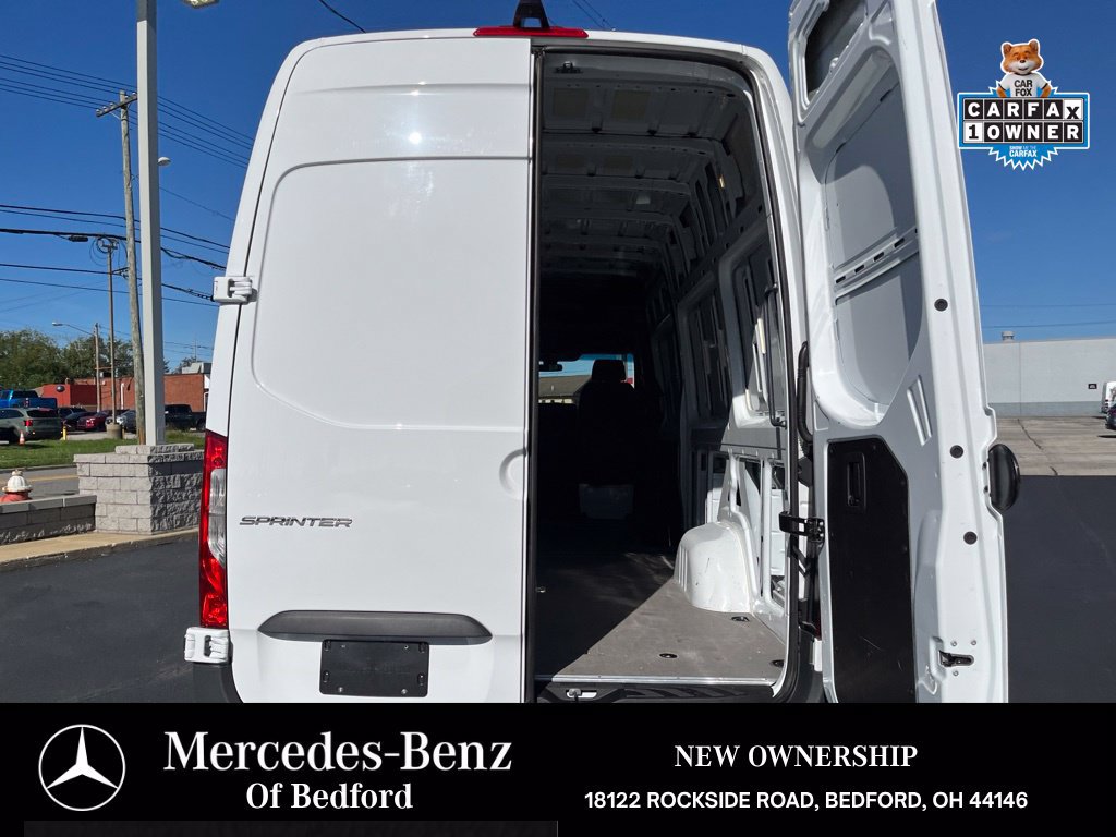 Used 2025 Mercedes-Benz Sprinter 2500 image 14