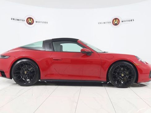 Used 2024 Porsche 911 Targa 4S image 2