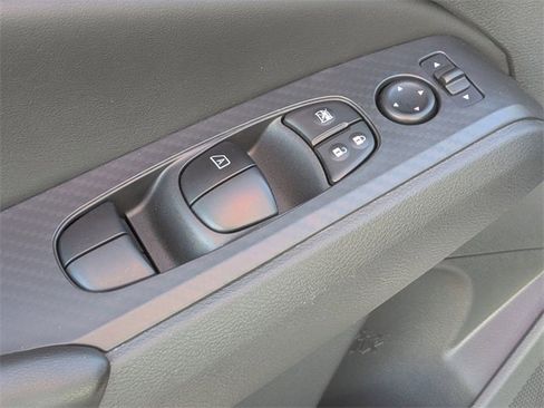 Used 2024 Nissan Altima 2.5 S image 10