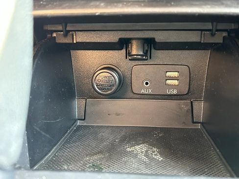 Used 2017 Subaru Outback 2.5i Premium image 37