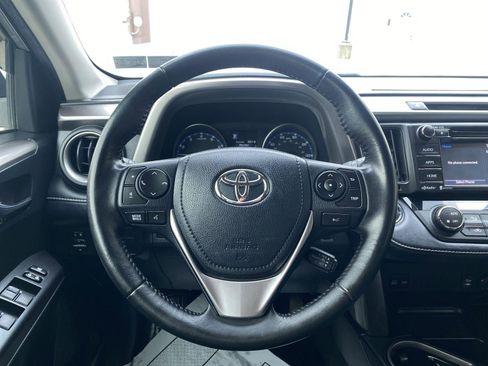Used 2018 Toyota RAV4 XLE w/ Plus Extra Value Package image 2