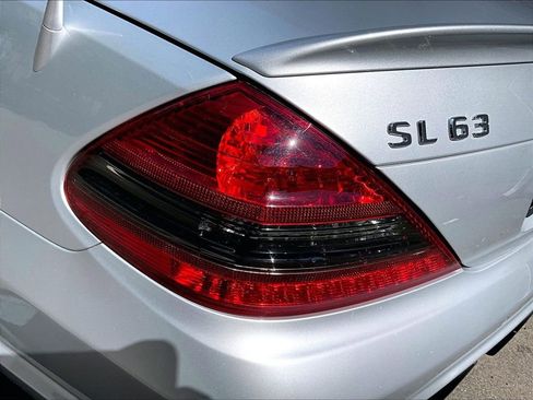 Used 2009 Mercedes-Benz SL 63 AMG image 31