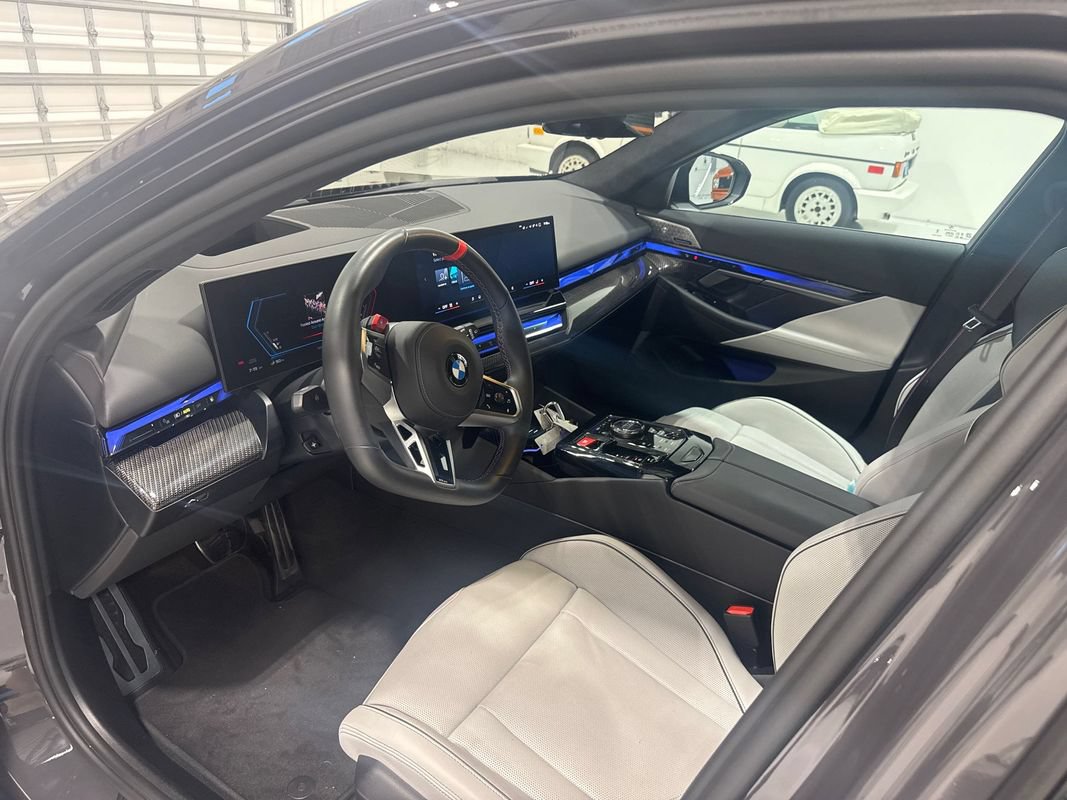 Used 2026 BMW M5 Touring w/ Executive Package AWD/4WD image 15