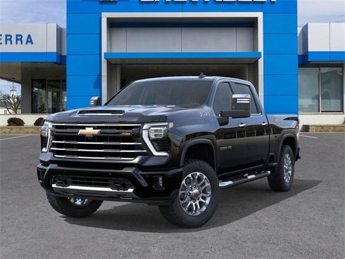 New 2026 Chevrolet Silverado 2500 LT w/ Z71 Chrome Sport Edition image 6