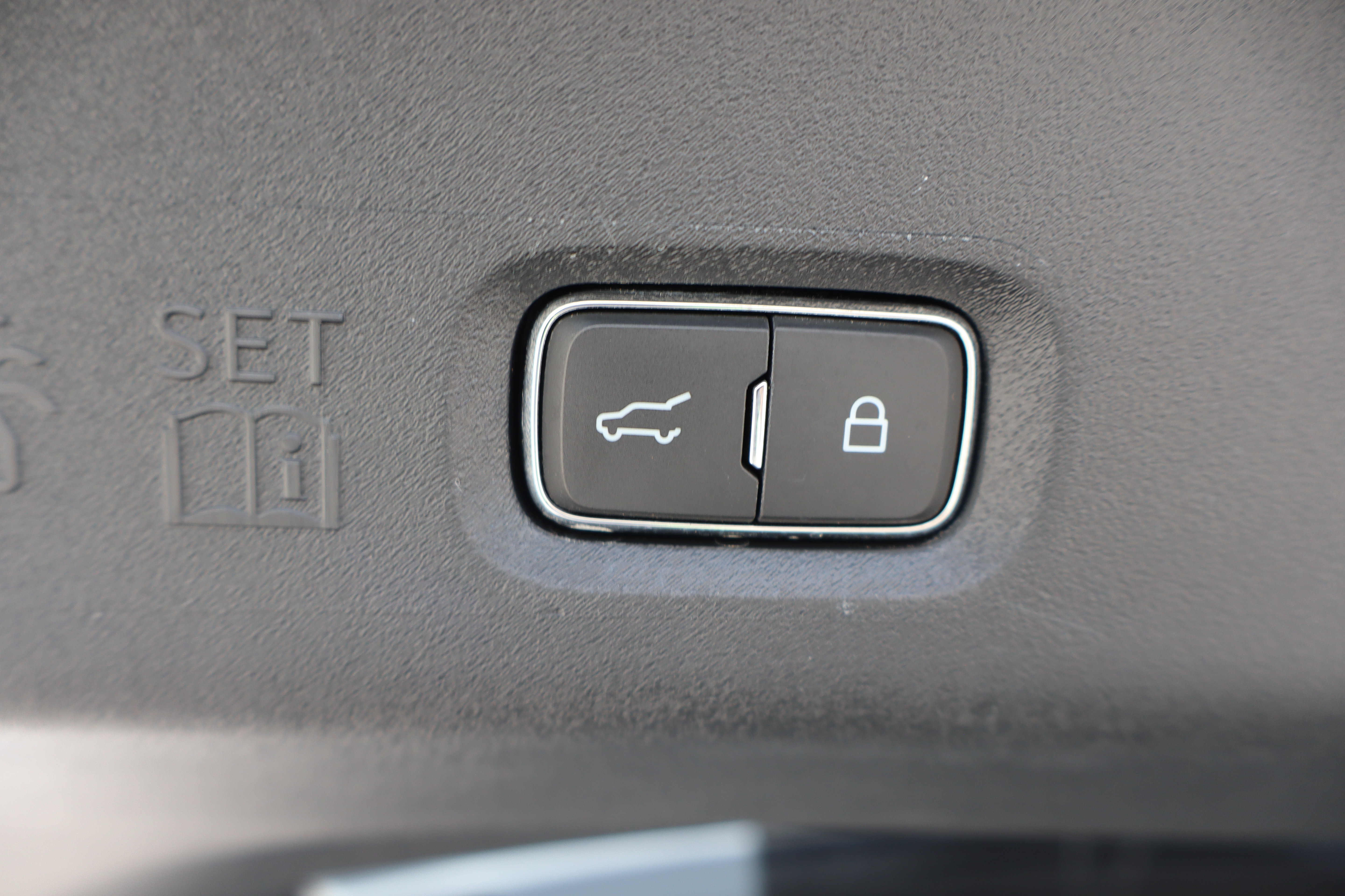 Used 2025 Ford Expedition Platinum AWD/4WD image 36