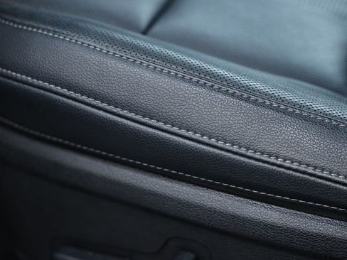 Used 2022 Kia Telluride EX w/ EX Premium Package image 20