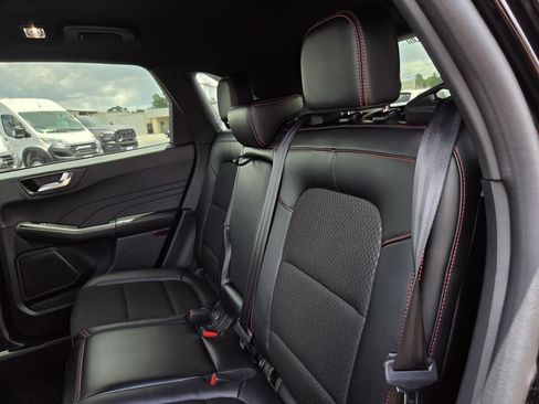 Used 2025 Ford Escape ST-Line FWD image 27