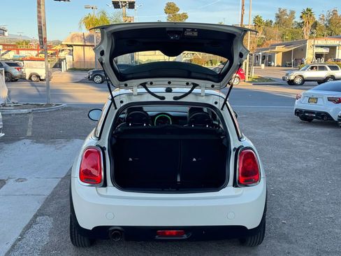 Used 2015 MINI Cooper 2-Door Hardtop image 37