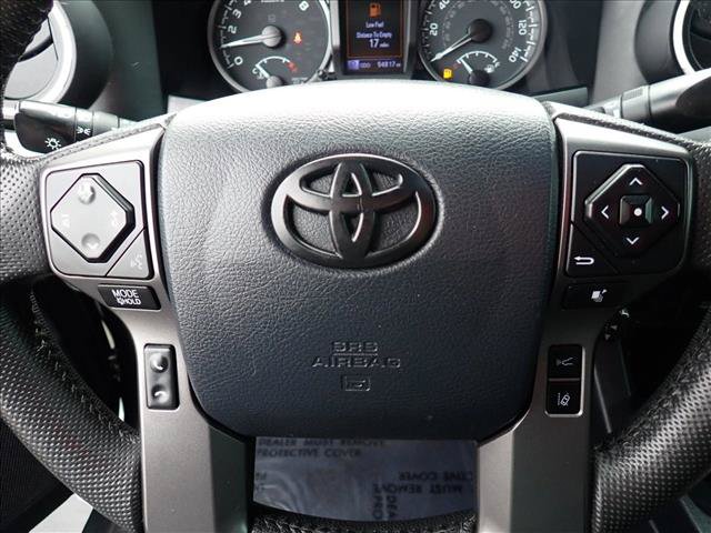 Used 2020 Toyota Tacoma TRD Off-Road AWD/4WD image 15
