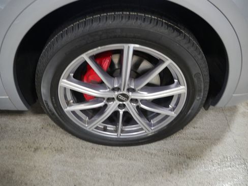 Certified 2023 Audi SQ5 Premium Plus w/ Premium Plus Package AWD/4WD image 14