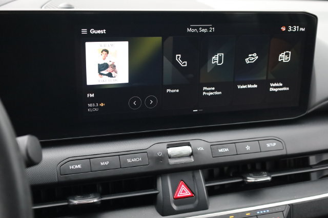 Used 2025 Kia K4 FWD image 21