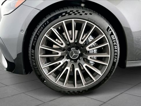 Used 2026 Mercedes-Benz E 53 AMG e 4MATIC Sedan image 18