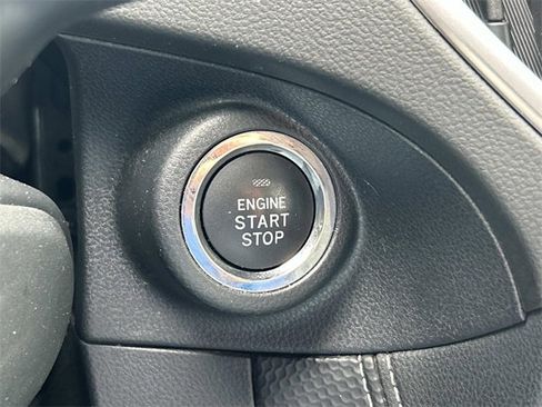 Used 2022 Subaru Forester Limited image 34