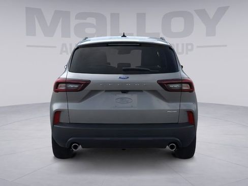 Used 2026 Ford Escape ST-Line w/ Cold Weather Package image 6