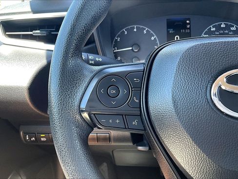 Used 2024 Toyota Corolla LE FWD image 10